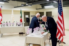 MemorialService02